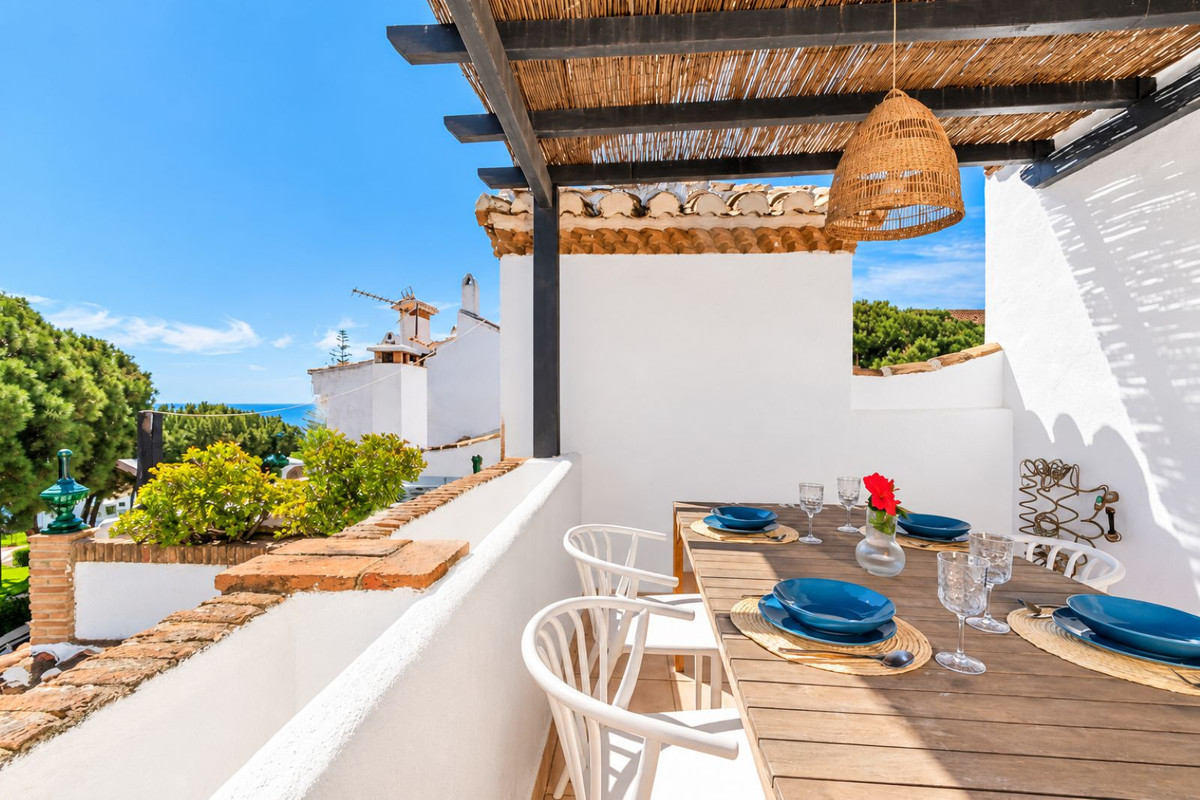 Casa Adosada en venta en Calahonda, Mijas