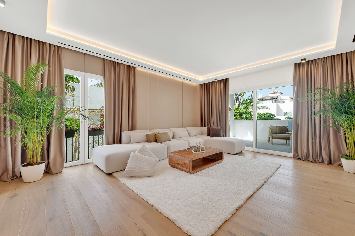 Piso en venta en Nagüeles, Marbella