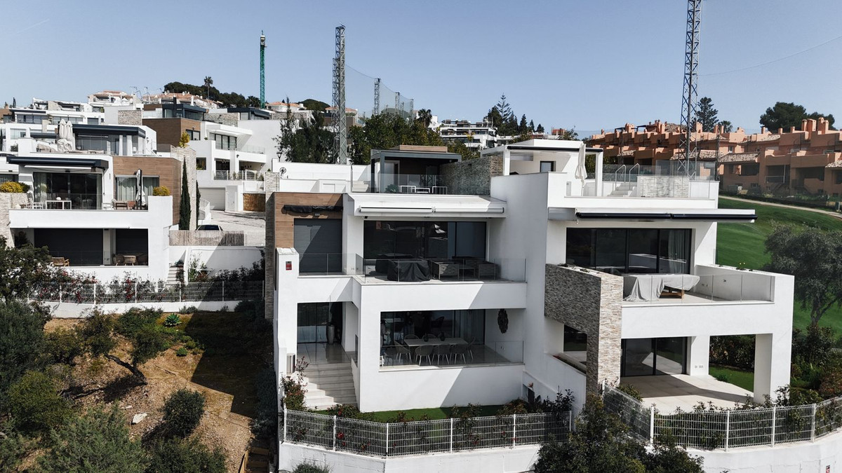 3 Bedroom Townhouse in Marbella