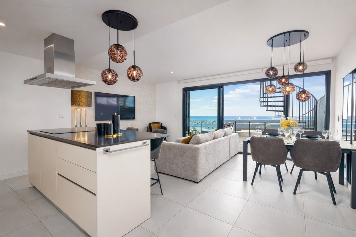 2 Bedroom Penthouse in Estepona