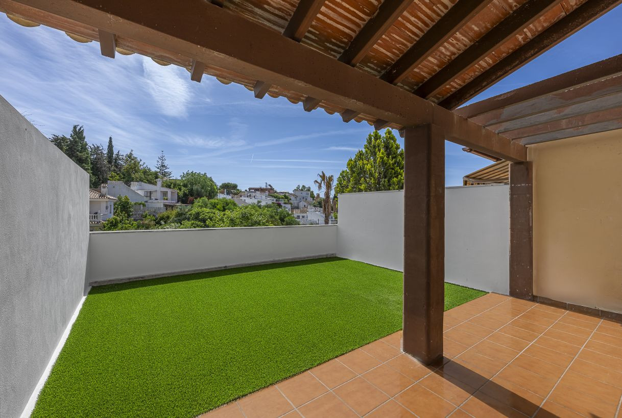 Μεζονέτα σε σειρά προς πώληση σε Calahonda, Mijas