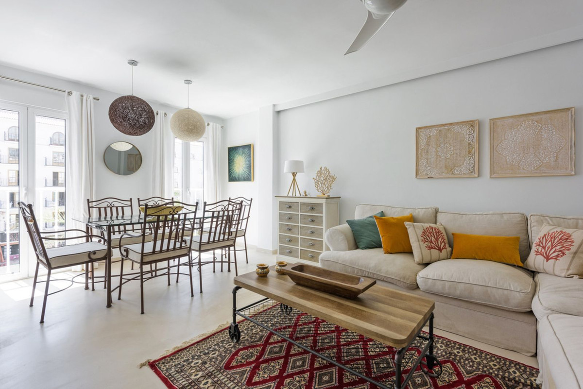 Townhouse for Sale in Nueva Andalucia, Marbella