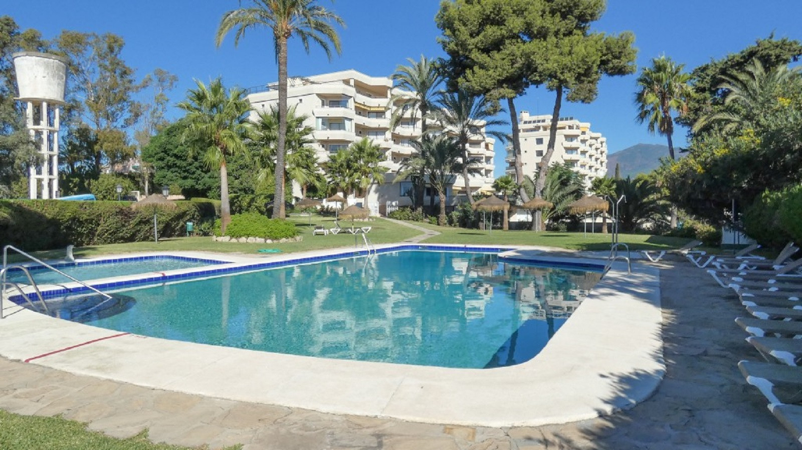 2 Bedroom Apartment in Estepona