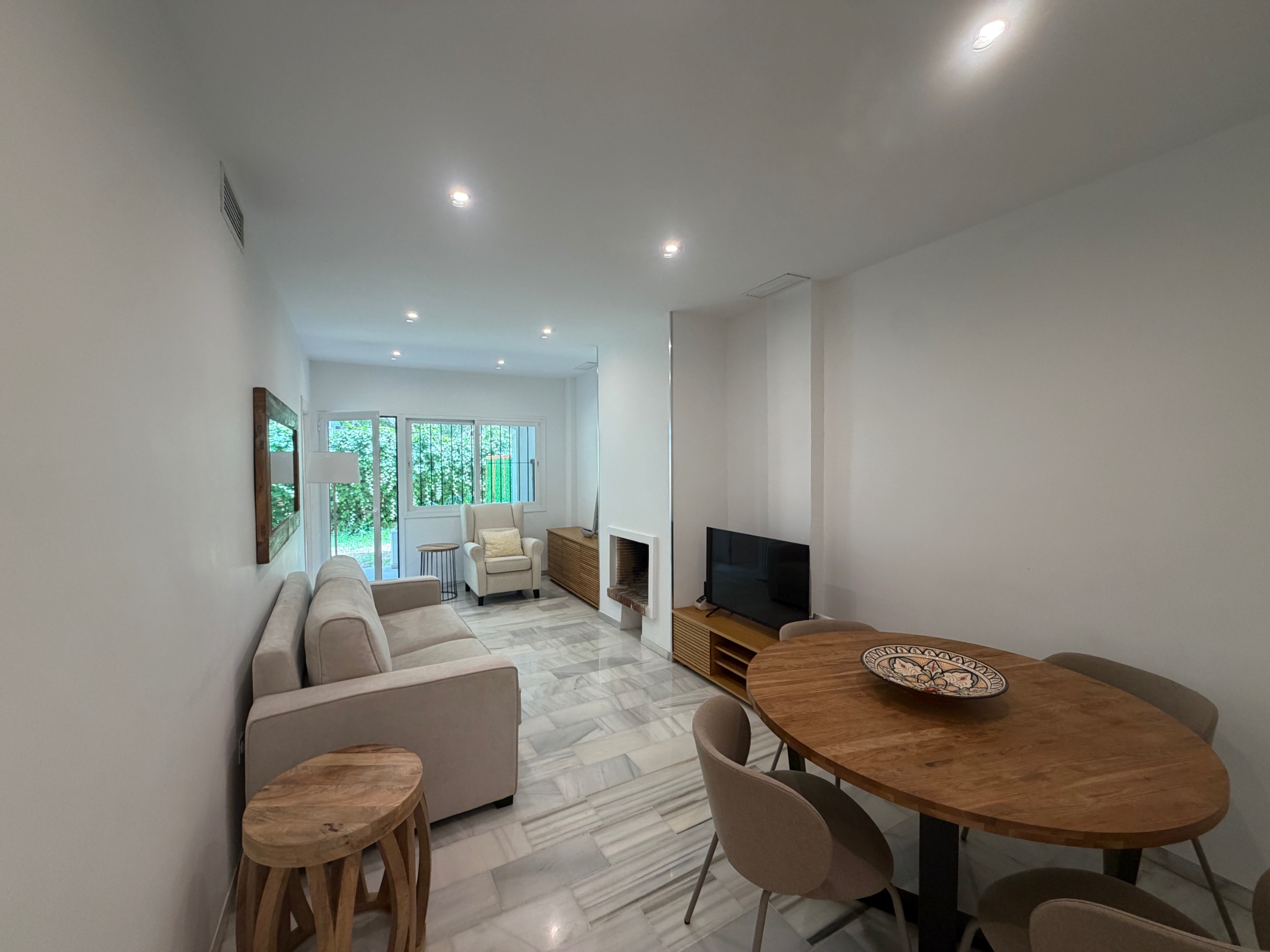 Piso en venta o alquiler en Marbella