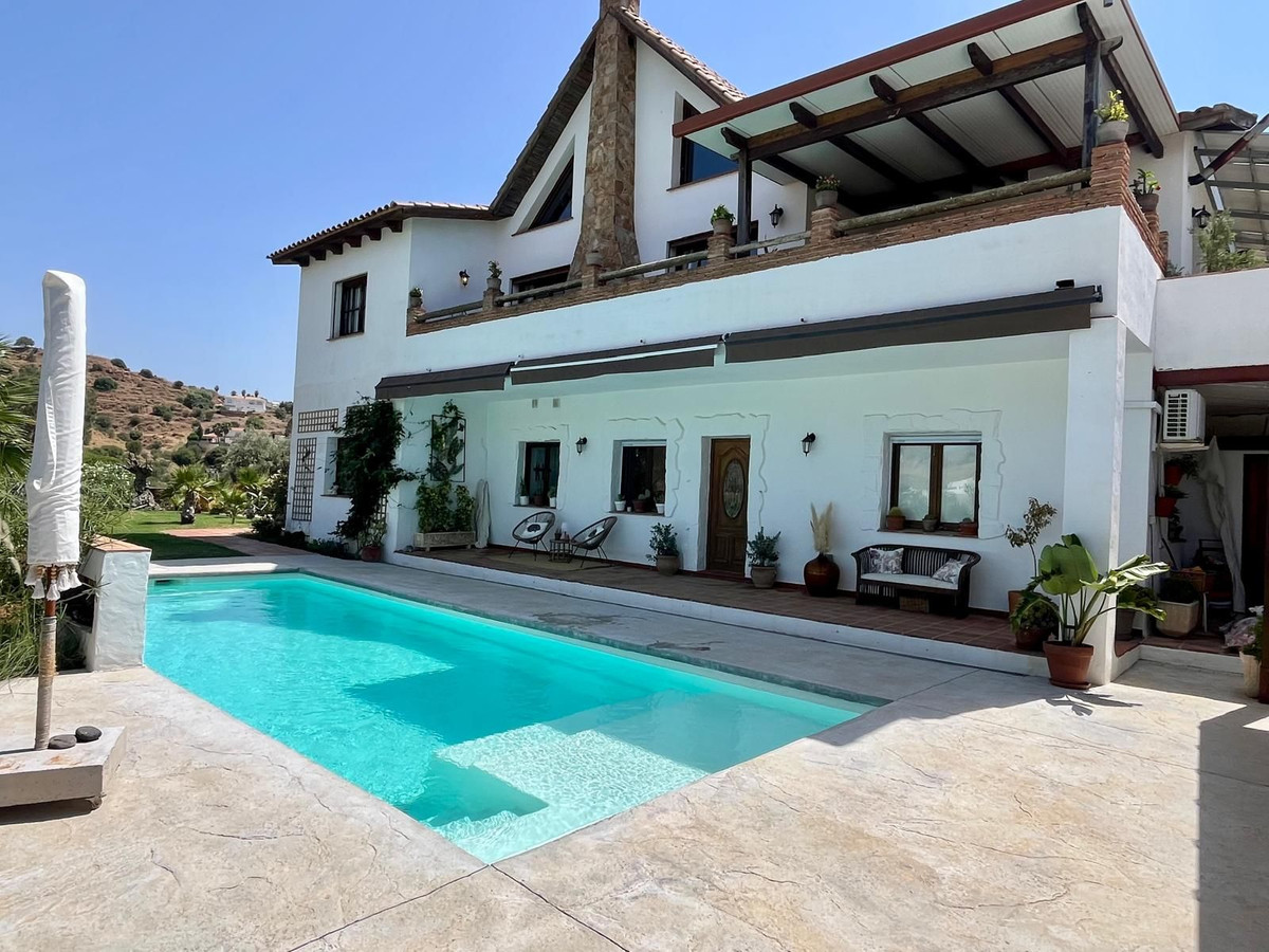 Вила за продажба в La Cala de Mijas