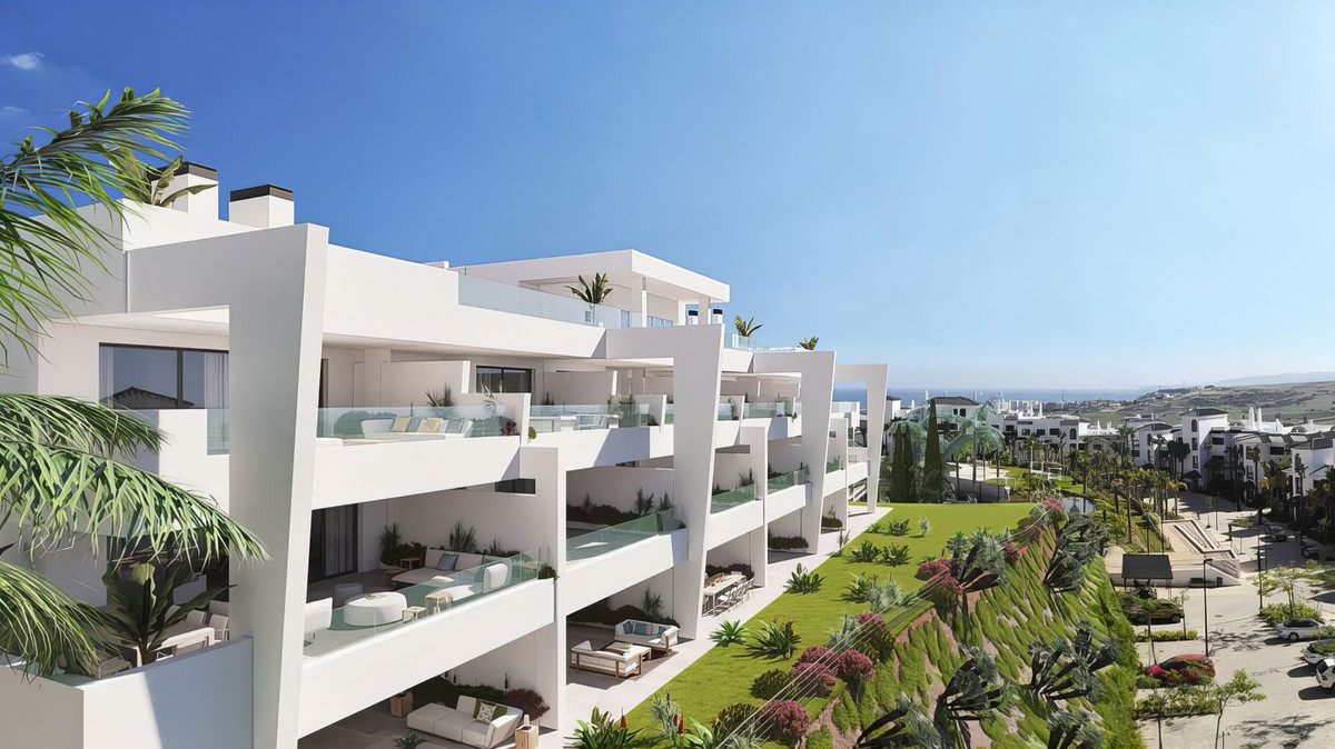 2 Bedroom Apartment in Estepona