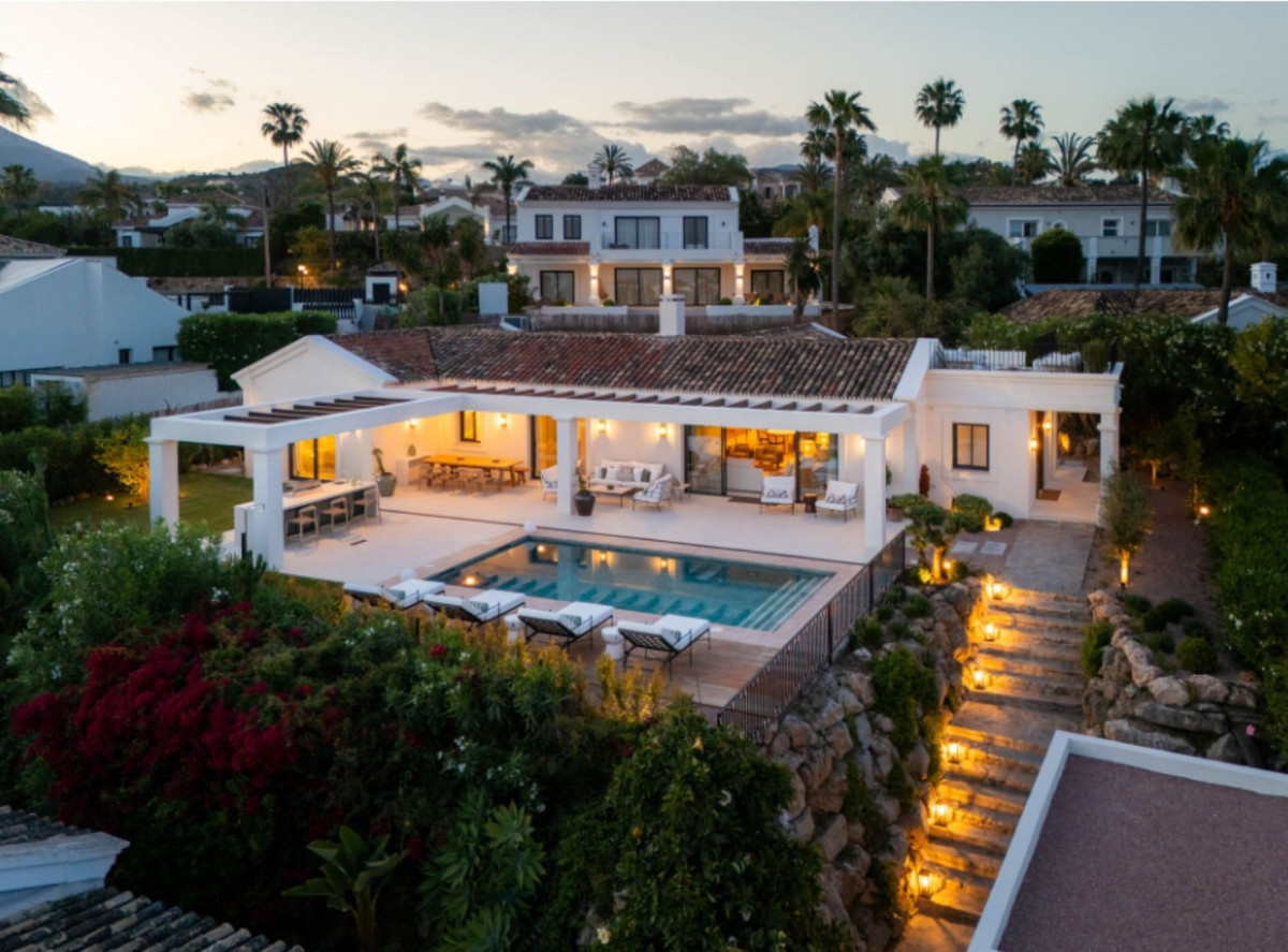 Villa te koop in Nueva Andalucia, Marbella