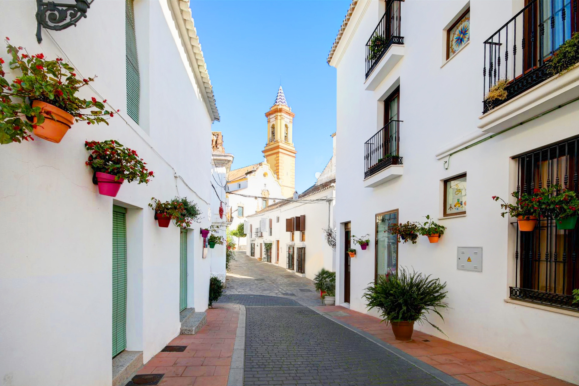 4 Bedroom Townhouse in Estepona