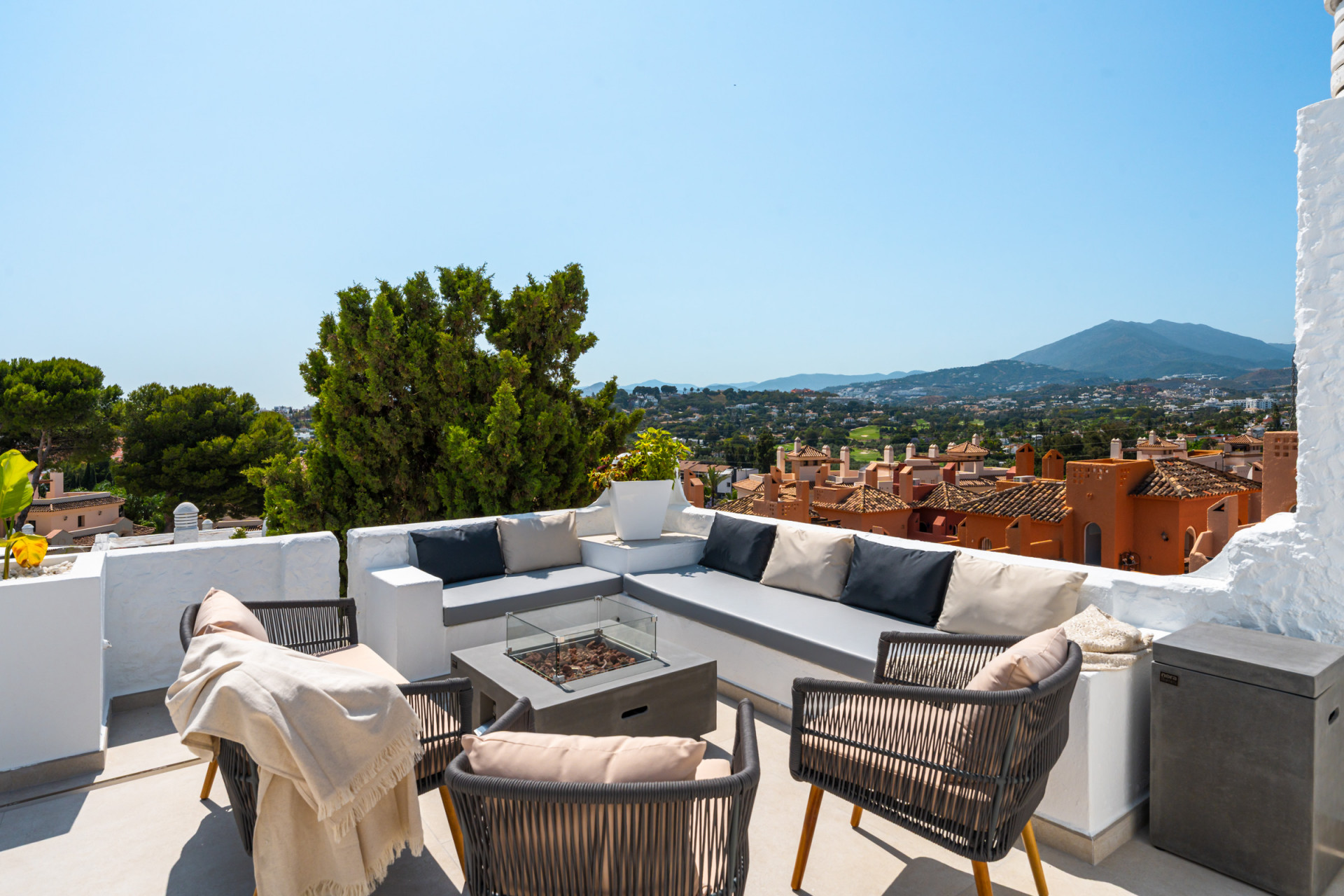 Ρετιρέ προς πώληση σε Nueva Andalucia, Marbella