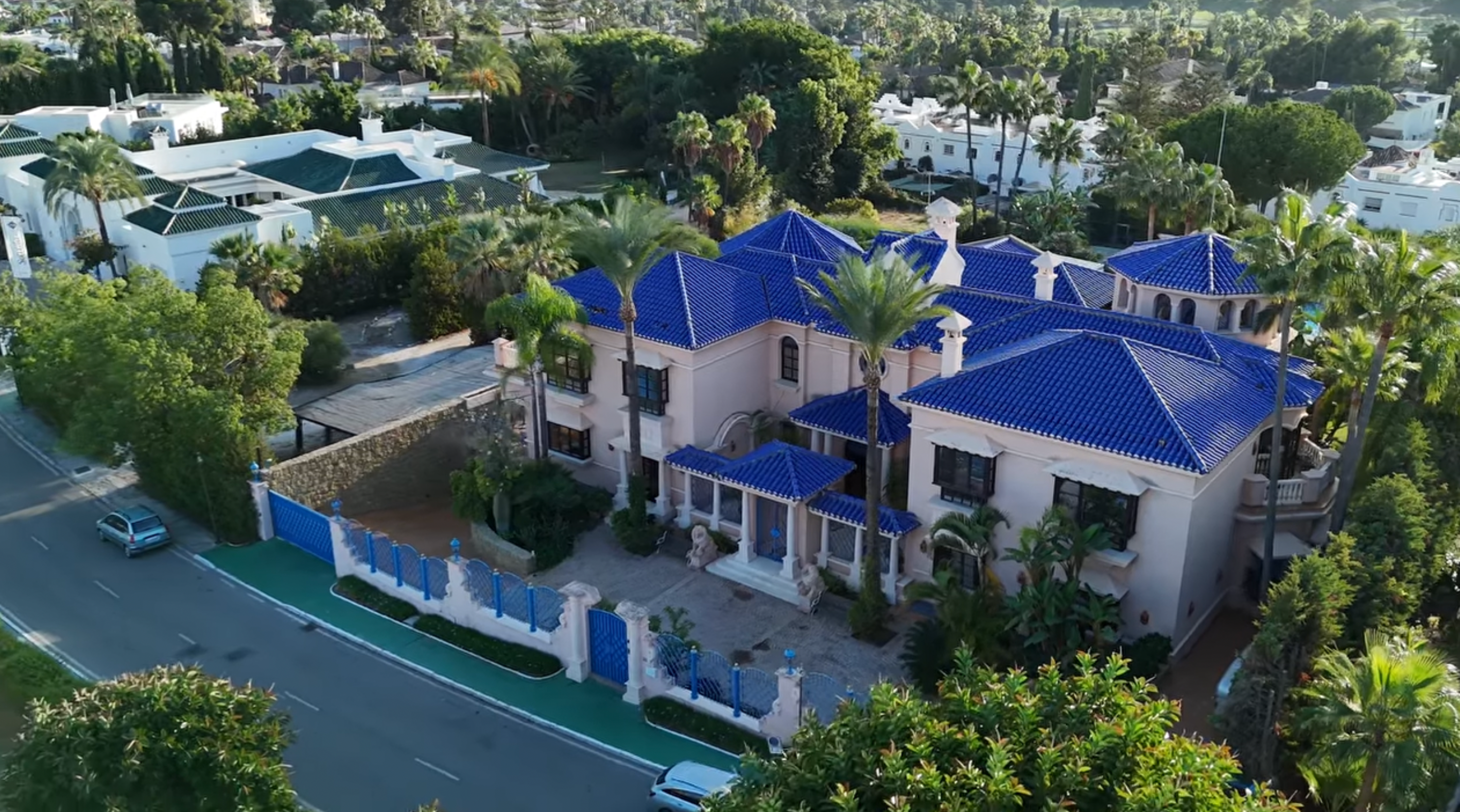 Villa for Sale in Nueva Andalucia, Marbella
