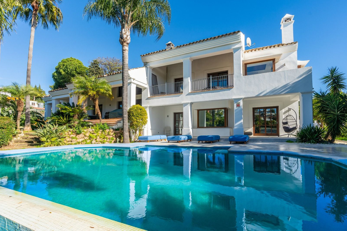 Villa in vendita a Benahavis