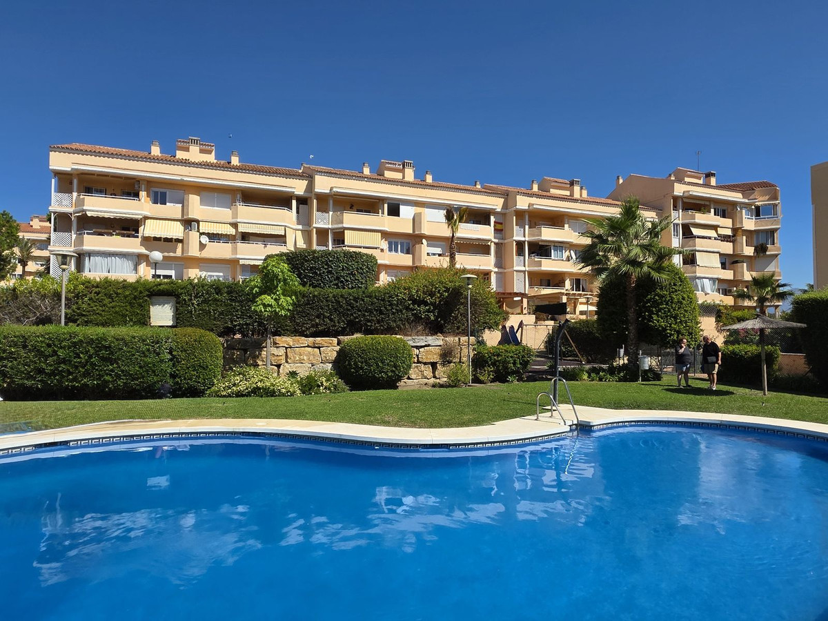 Leilighet til salgs i New Golden Mile, Estepona