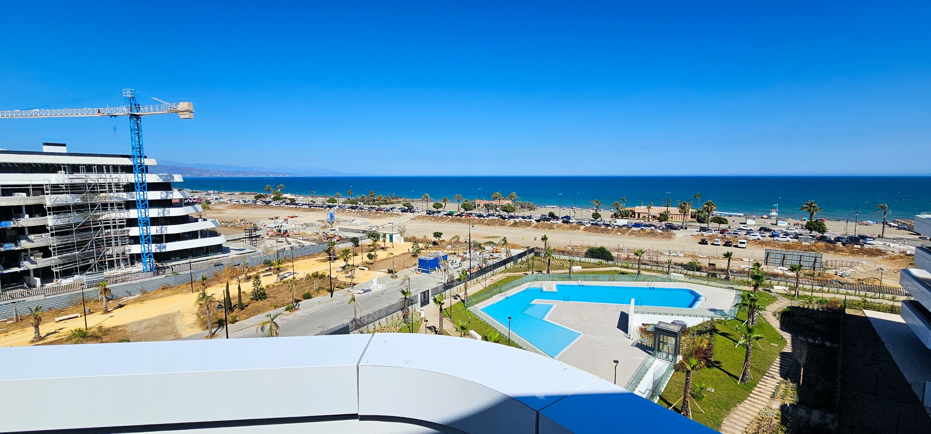 Kattohuoneisto myytävänä kohteessa Torremolinos
