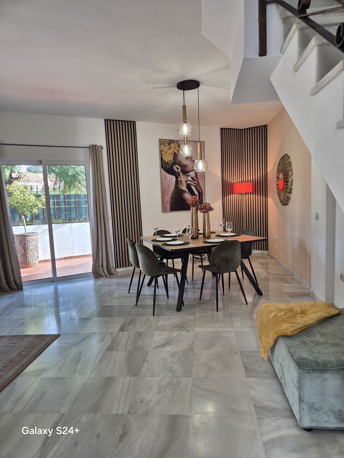 Casa Adosada en venta en Nueva Milla de Oro, Estepona