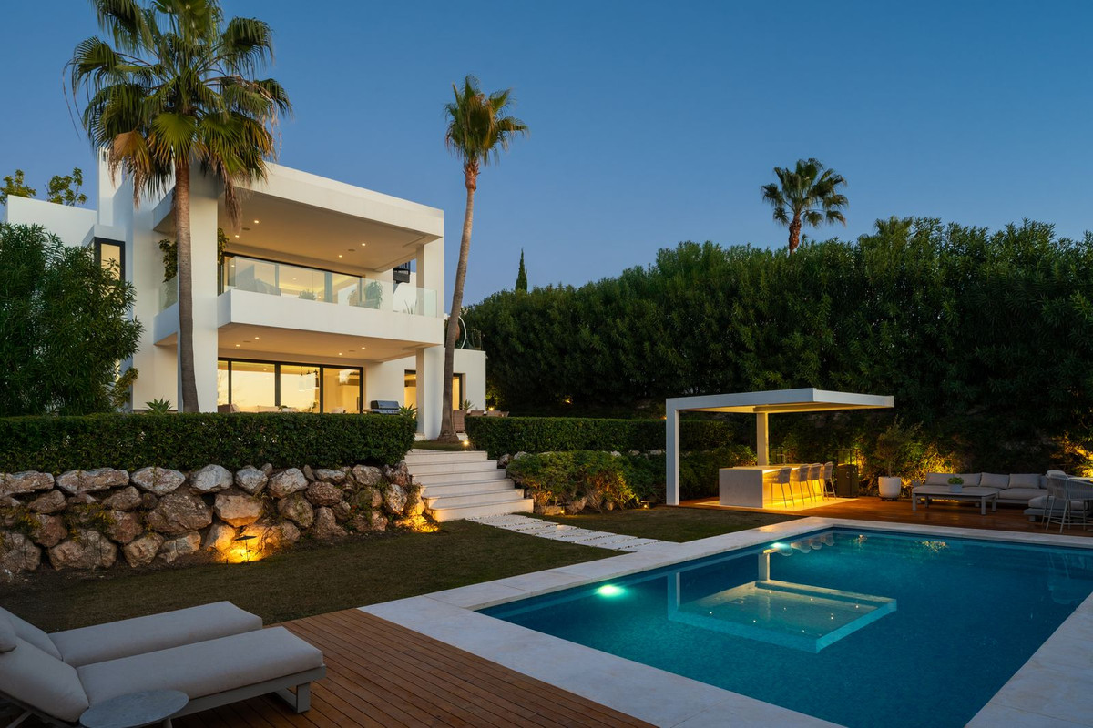 Villa in vendita a Nueva Andalucia, Marbella