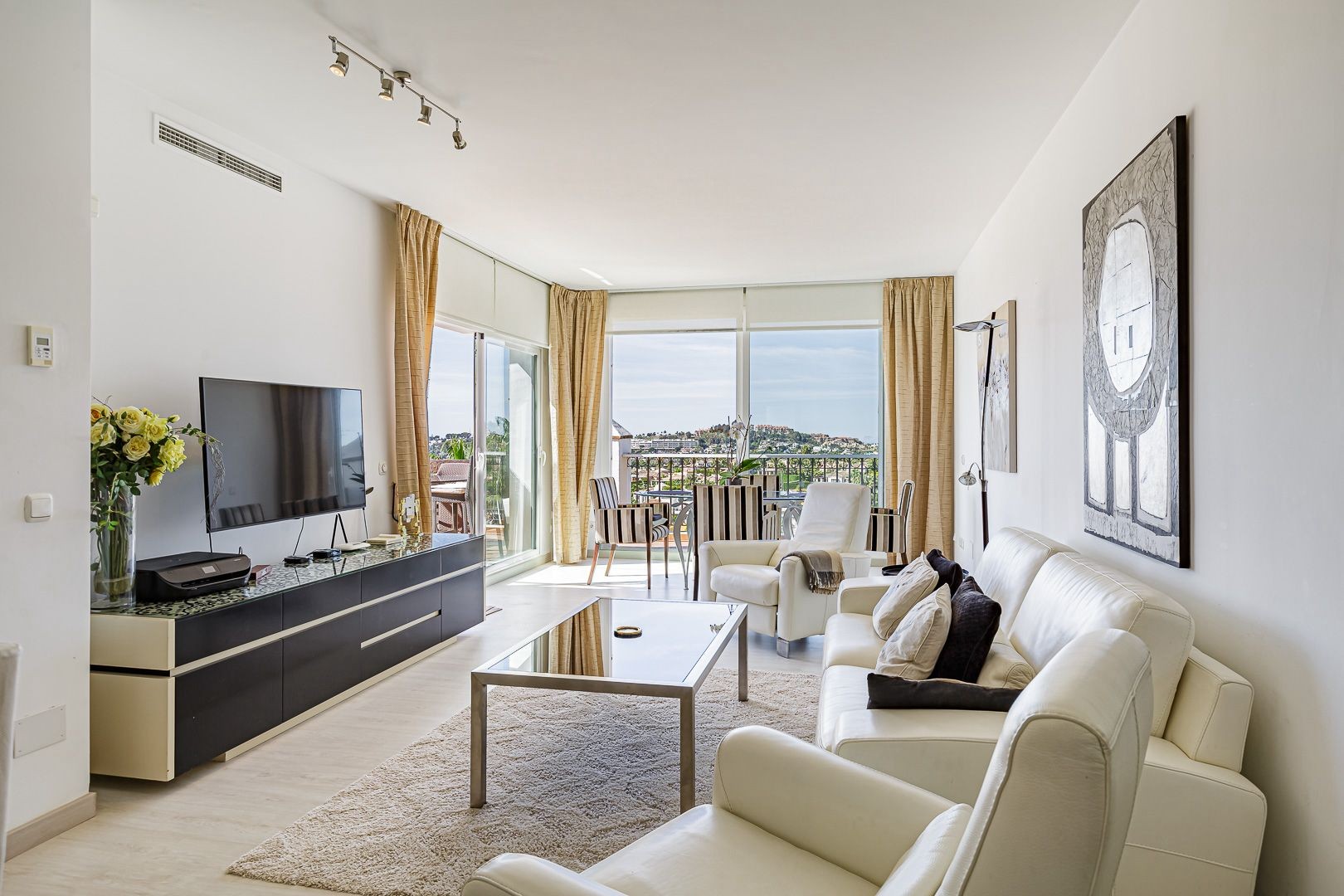 Takleilighet til salgs i Puerto Banus, Marbella