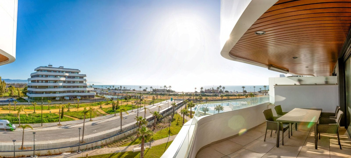 Апартамент за продажба в Los Alamos, Torremolinos