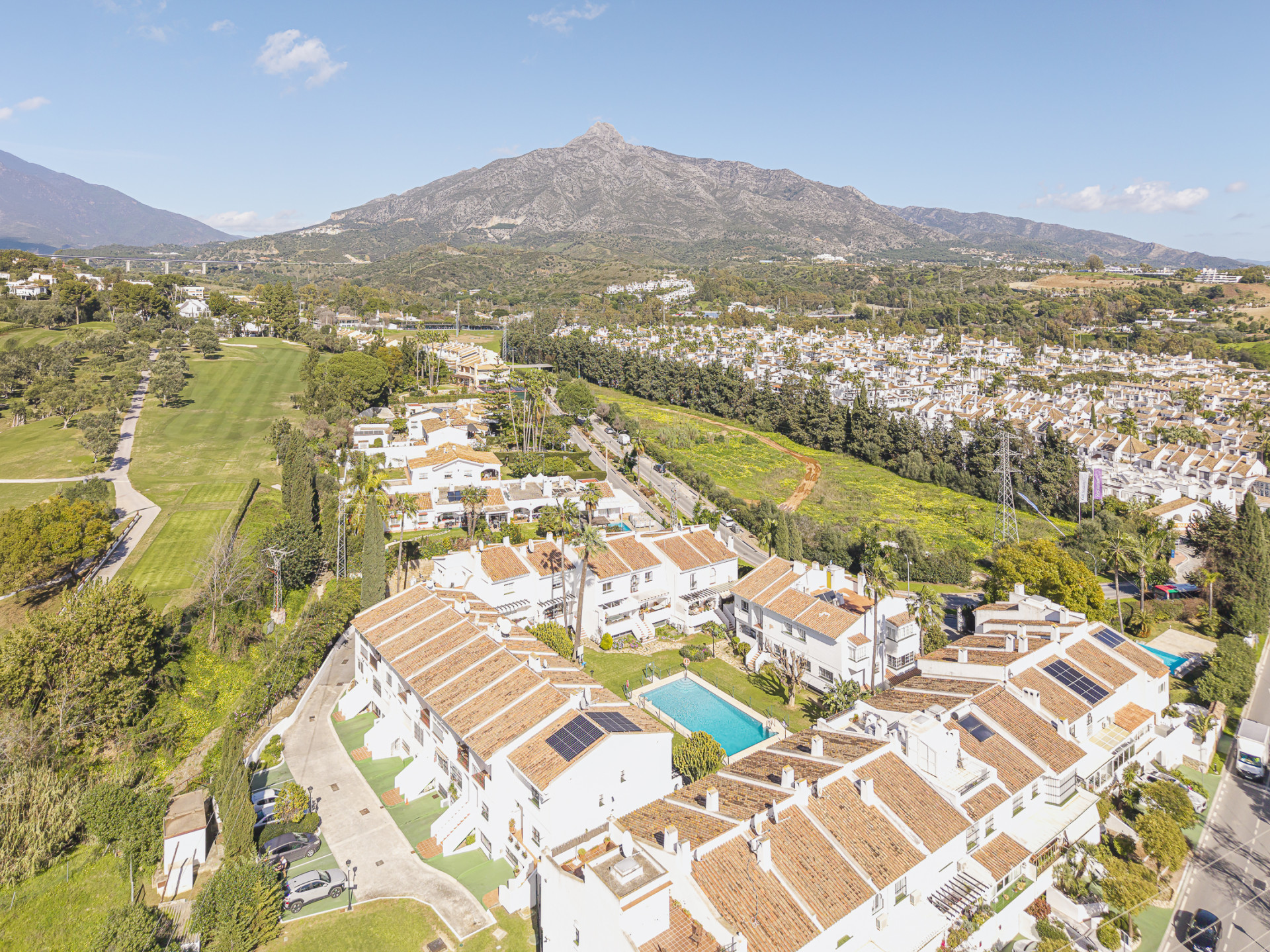 Townhouse for Sale in Nueva Andalucia, Marbella