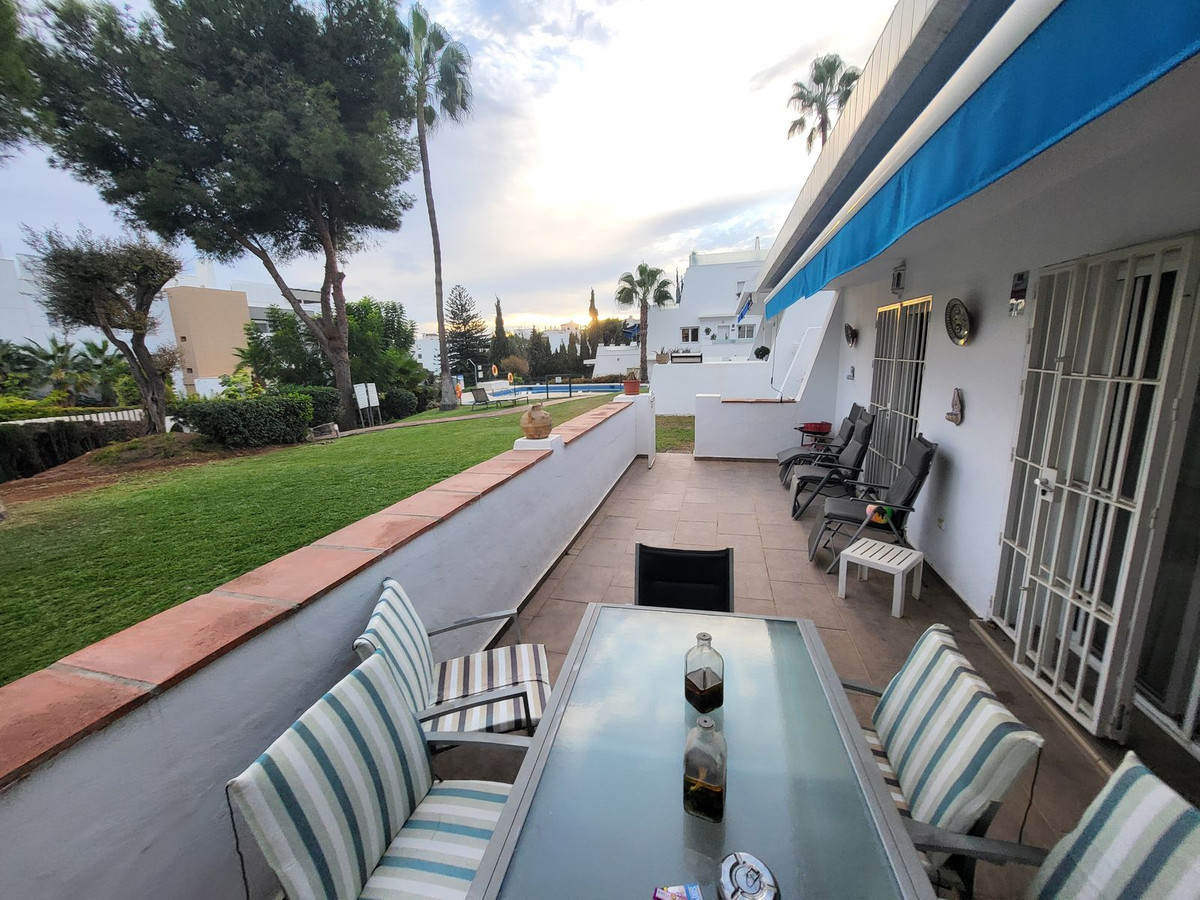 Lejlighed til salg i Nueva Andalucia, Marbella