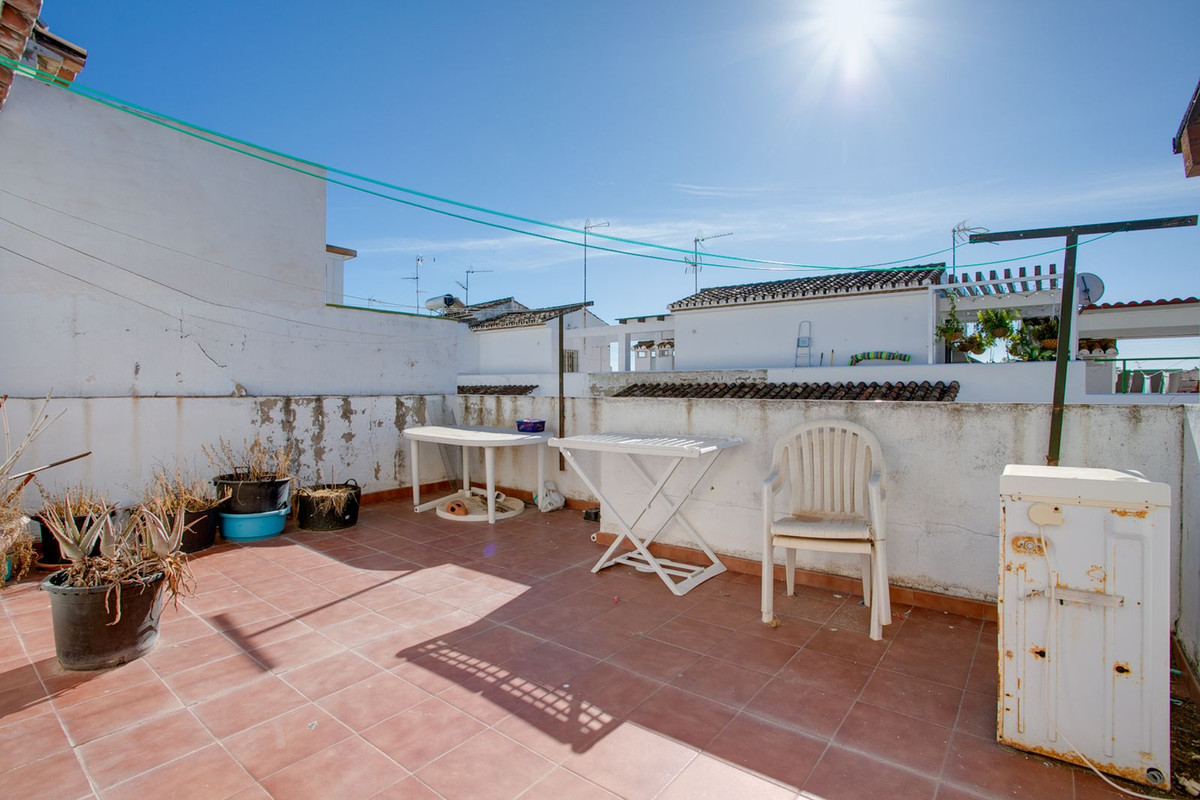 4 Bedroom Townhouse in Estepona
