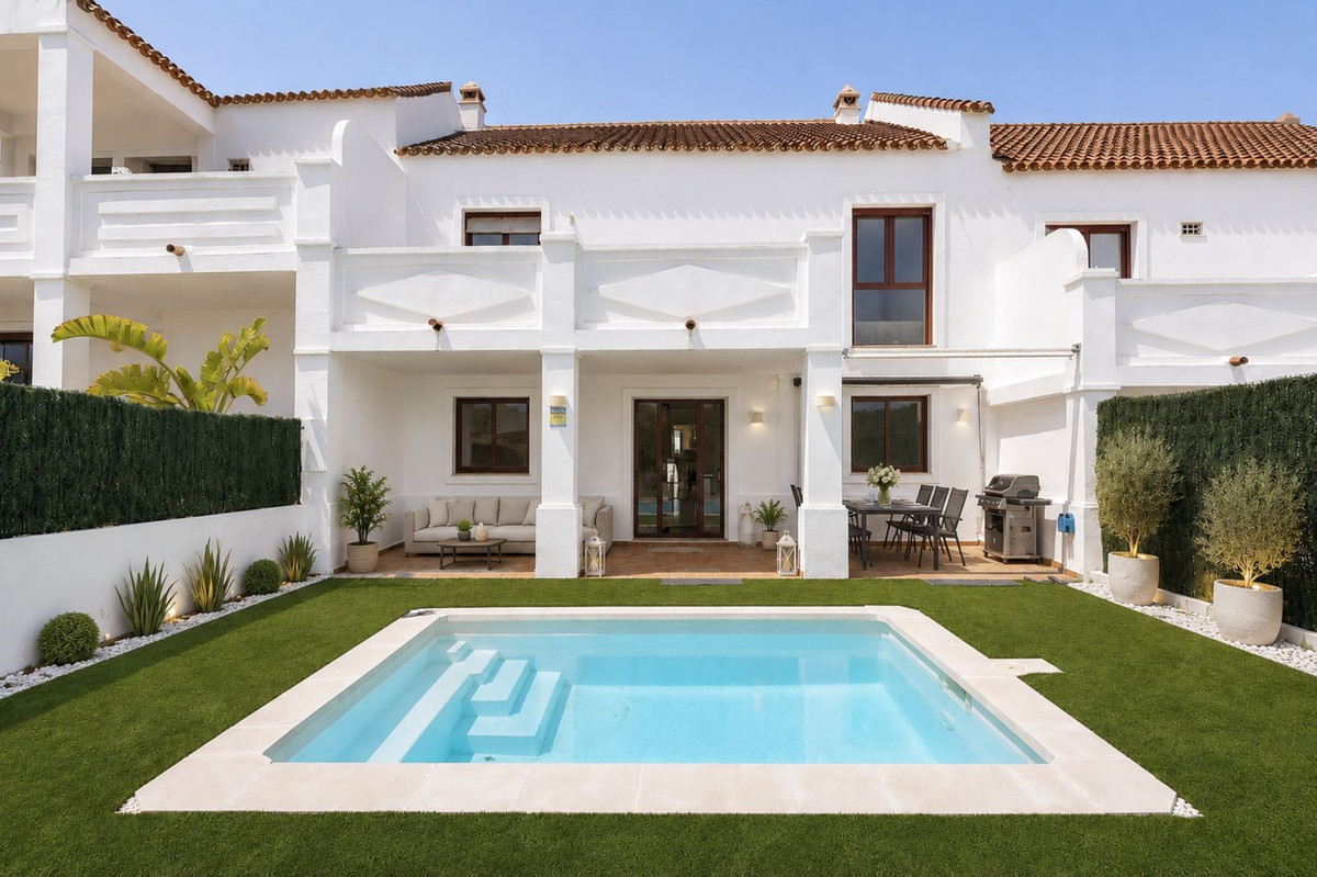 3 Bedroom Townhouse in Casares