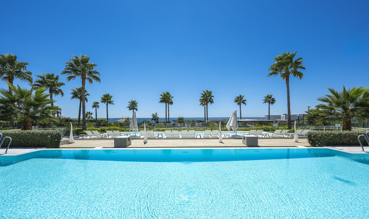 2 Bedroom Apartment in Estepona