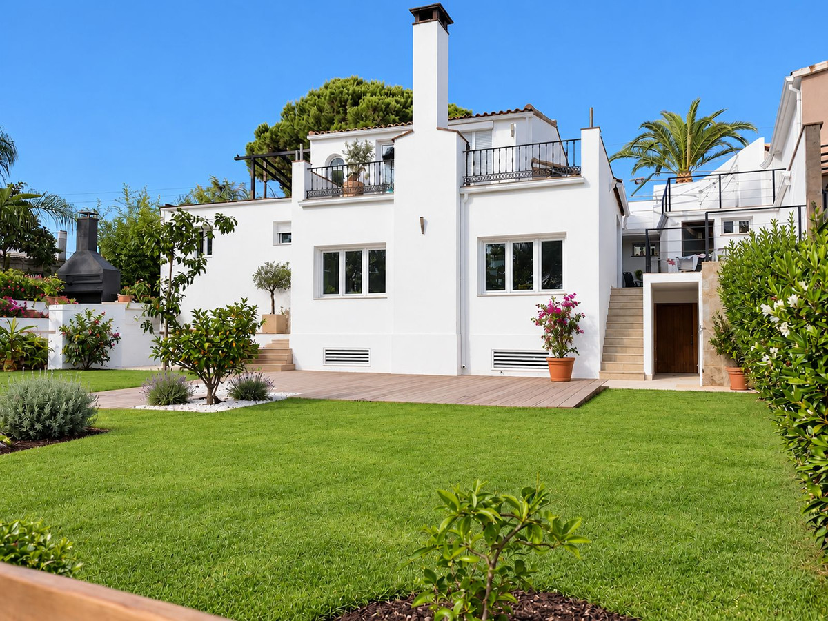 Βίλα προς πώληση σε El Rosario, Marbella