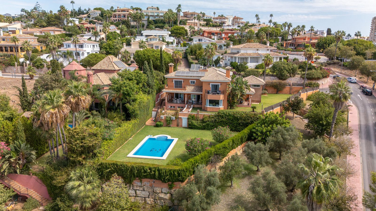 Villa til salg i Benalmadena Costa