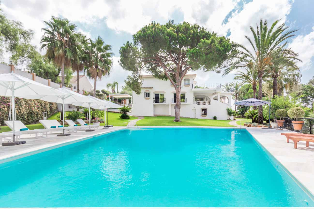Βίλα προς πώληση σε Rio Real, Marbella