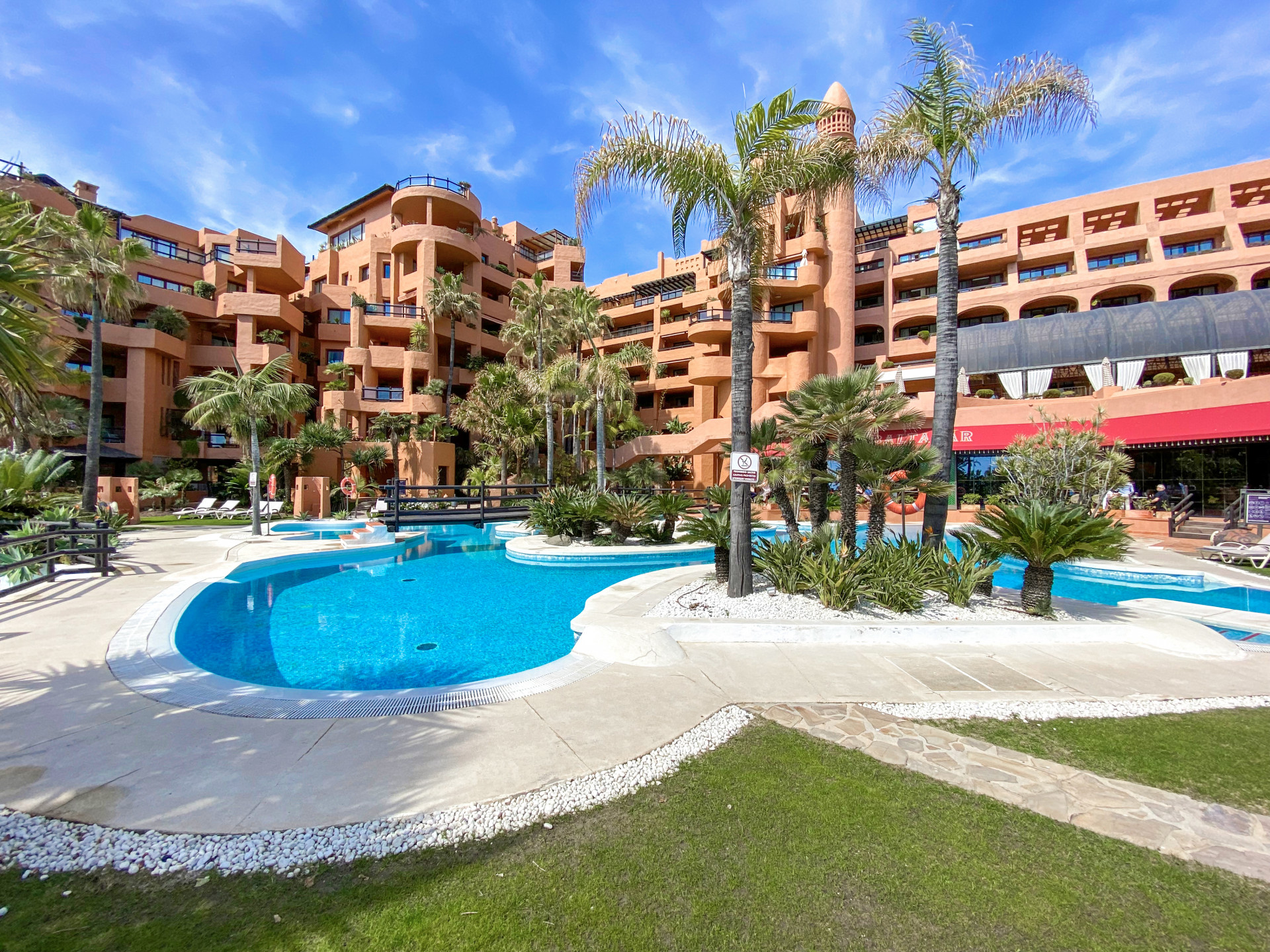 2 Bedroom Apartment in Estepona