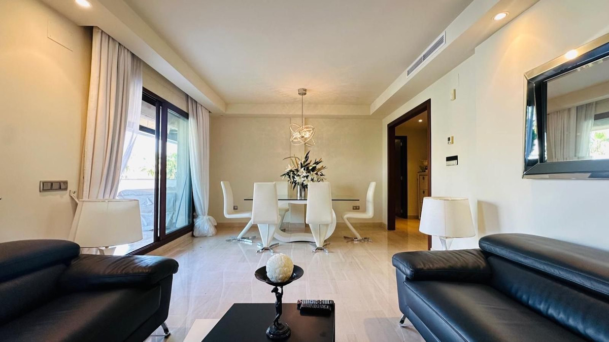 Wohnung zum Verkauf in Nueva Andalucia, Marbella