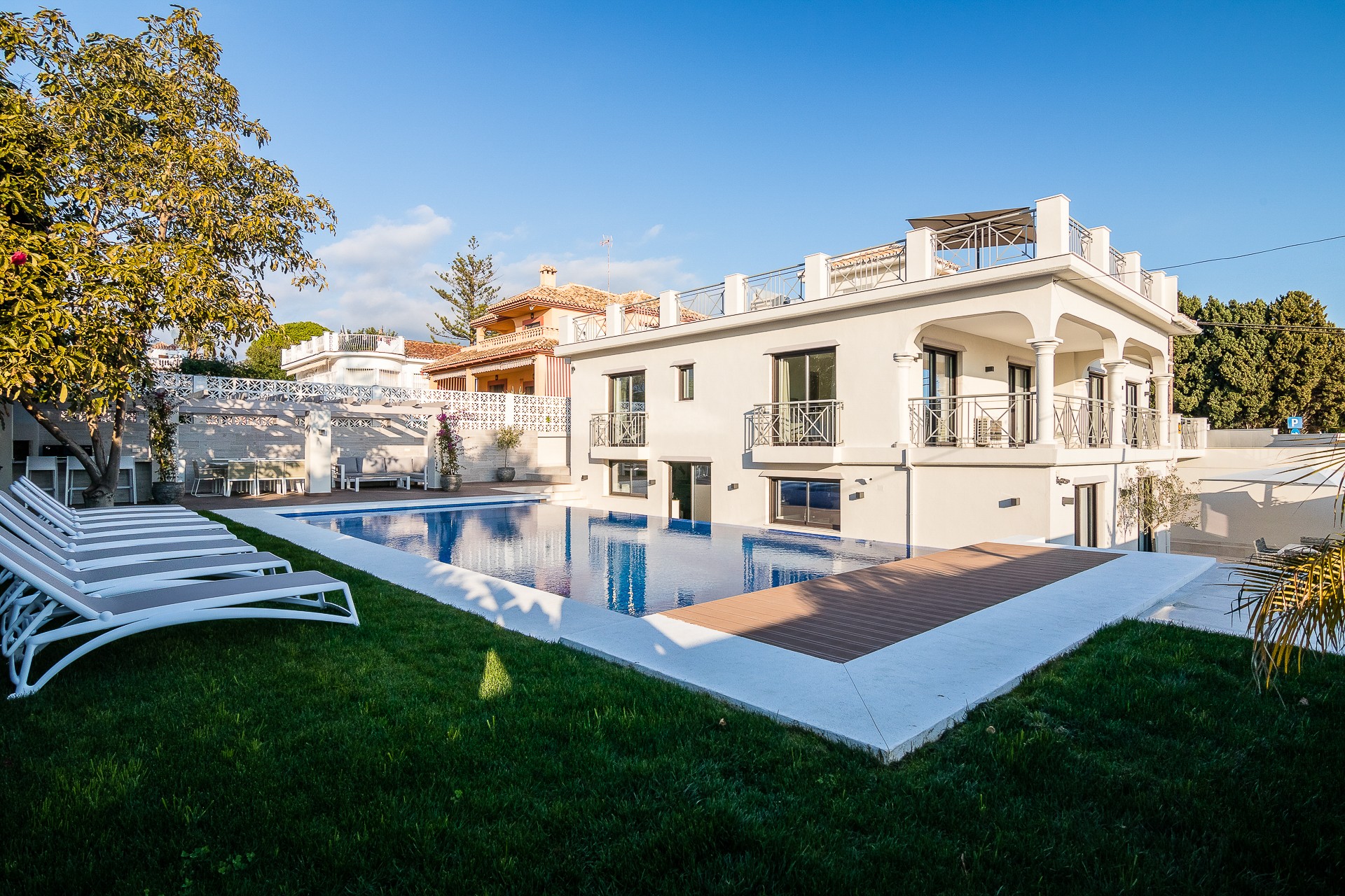 Villa zum Verkauf in Rio Real, Marbella