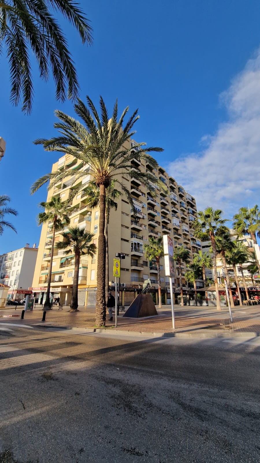 Lägenhet till salu i Puerto Deportivo, Fuengirola