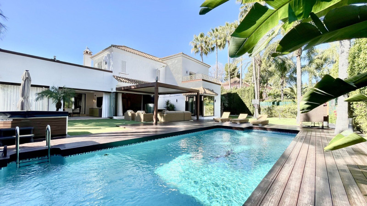 Villa à vendre à Puerto Banus, Marbella