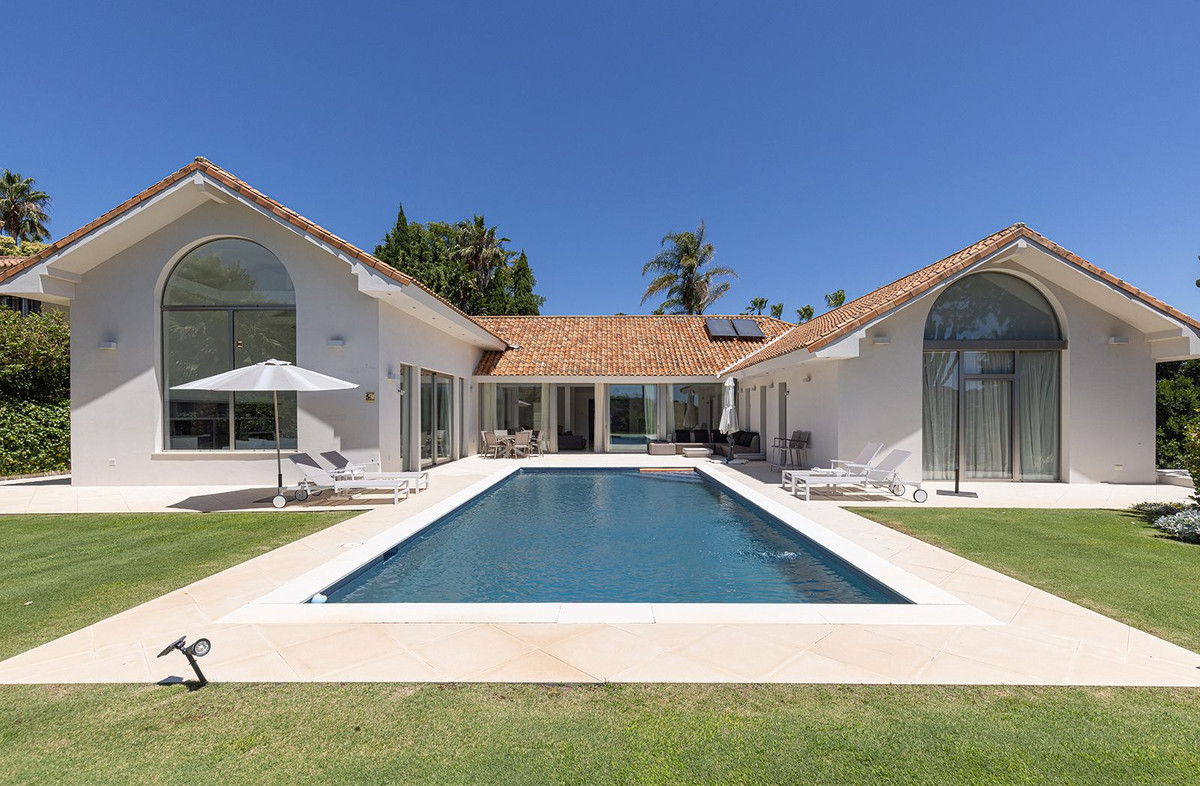5 Bedroom Villa in Sotogrande