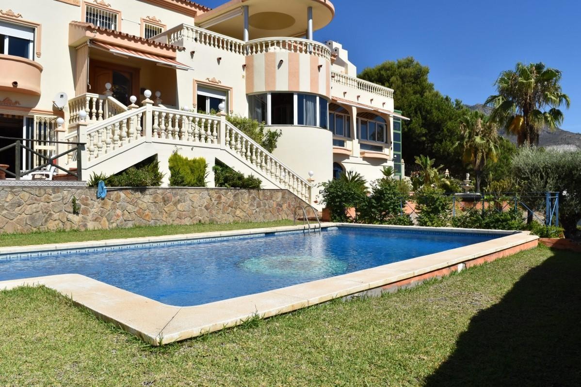 7 Bedroom Villa in Benalmadena