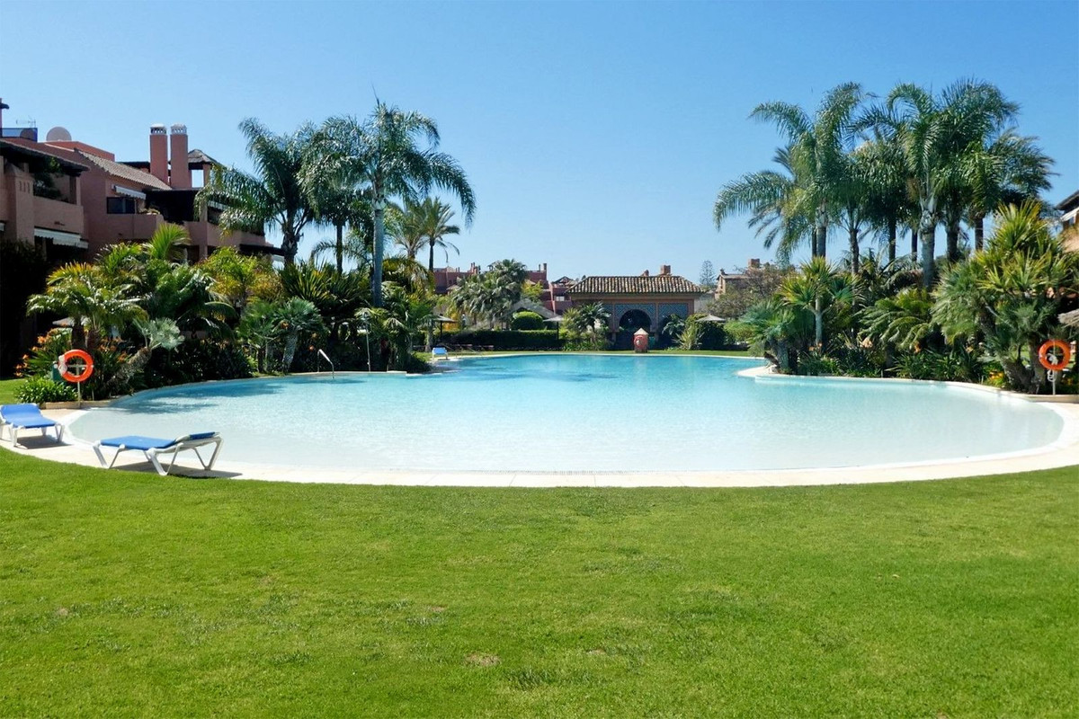 2 Bedroom Penthouse in San Pedro de Alcántara