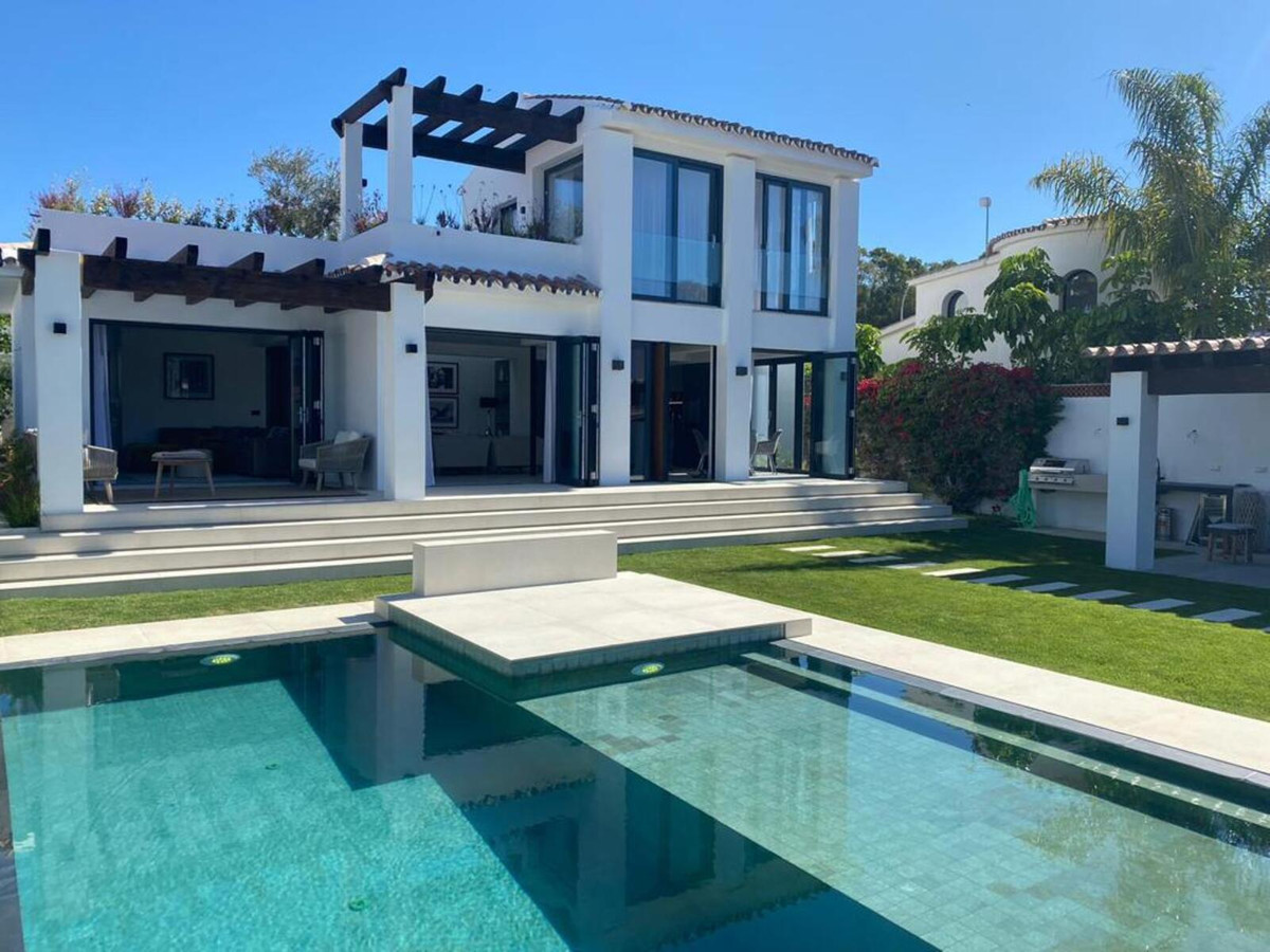 Villa til salg i San Pedro de Alcántara