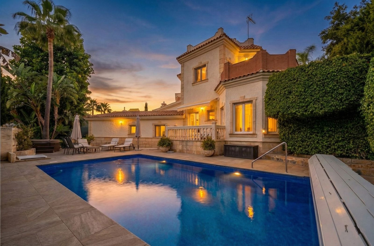 5 Bedroom Villa in Marbella