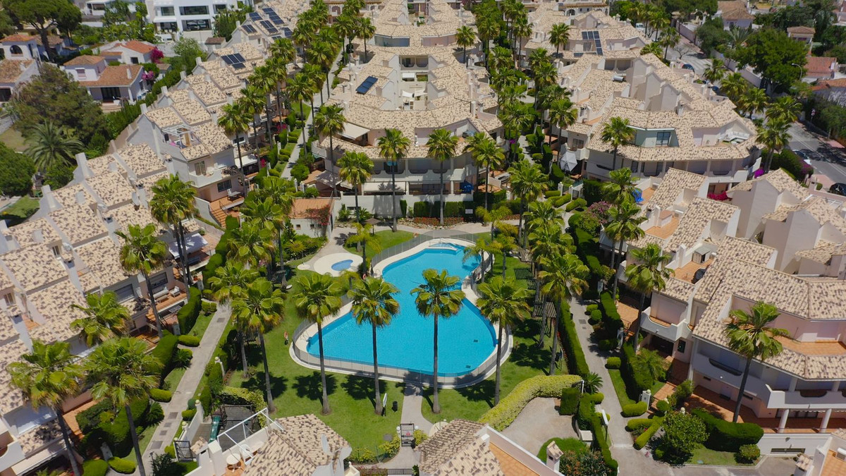 Μεζονέτα σε σειρά προς ενοικίαση σε Marbella