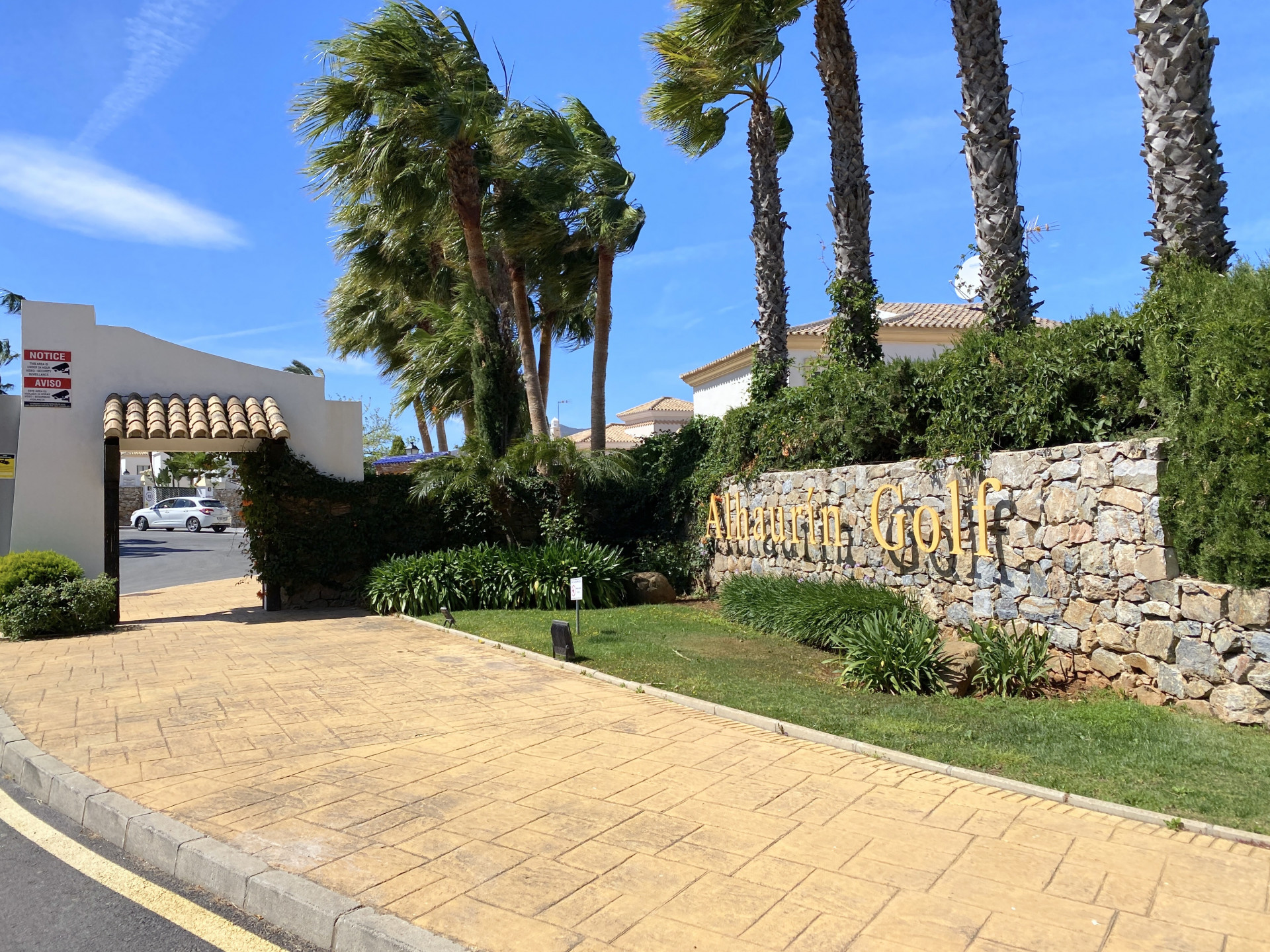 4,143 m² Plot in Alhaurin el Grande
