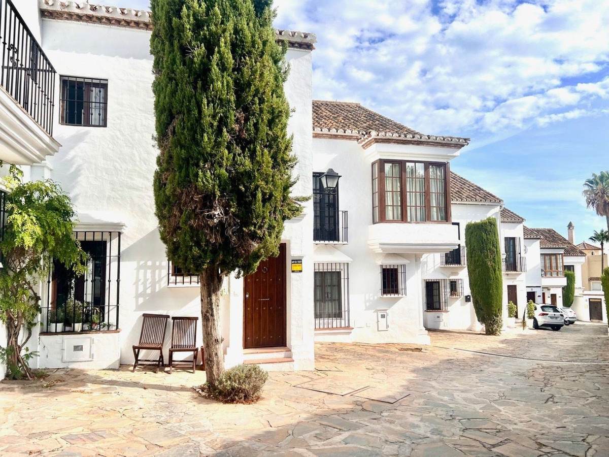 3 Bedroom Townhouse in Marbella