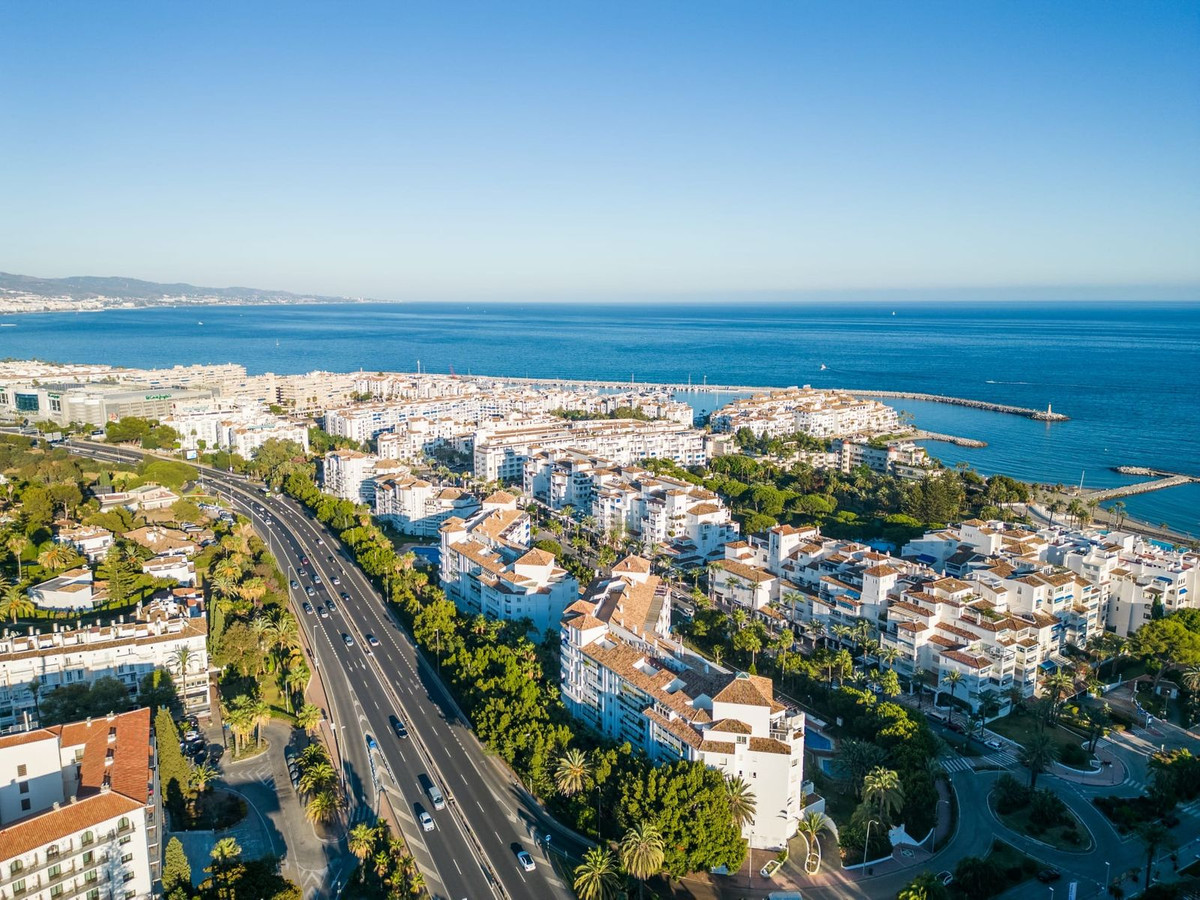 Διαμέρισμα προς πώληση σε Nueva Andalucia, Marbella