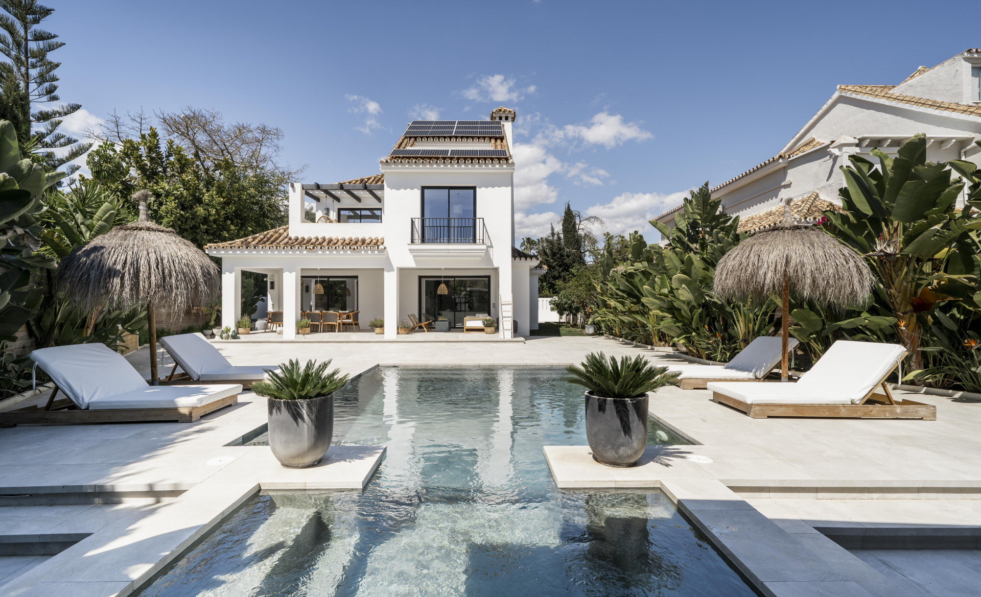 Вила за продажба в Nueva Andalucia, Marbella