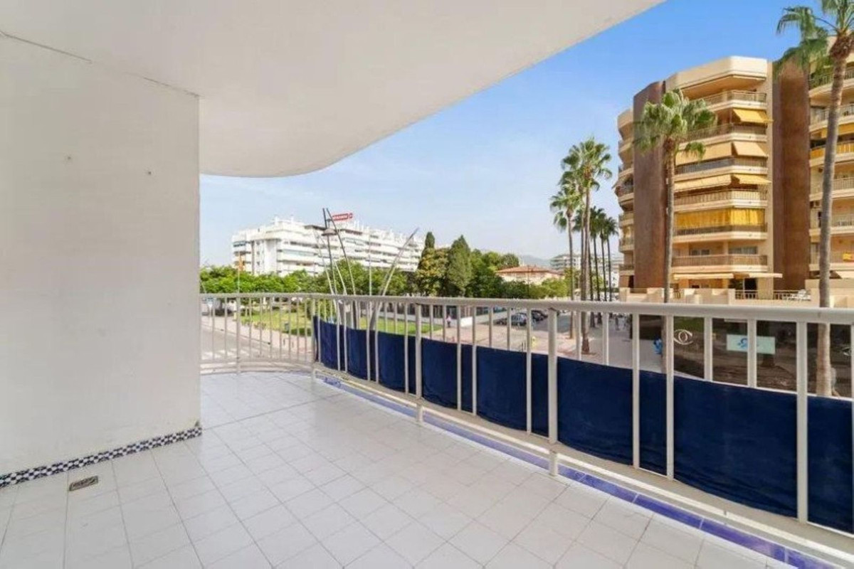 Апартамент за продажба в Fuengirola