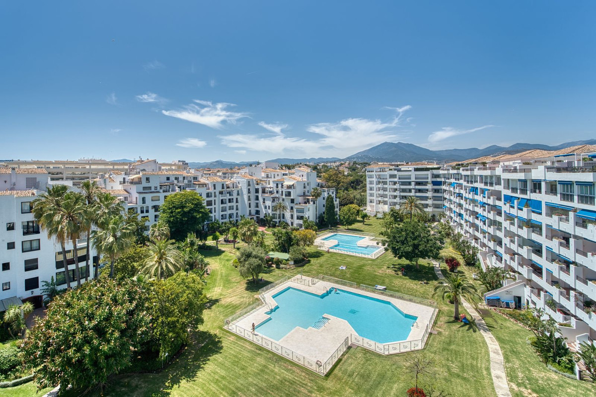Penthouse til salg i Puerto Banus, Marbella