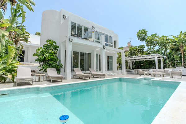 4-bed property for sale in Nueva Andalucia